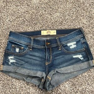 Size 3 Hollister short shorts